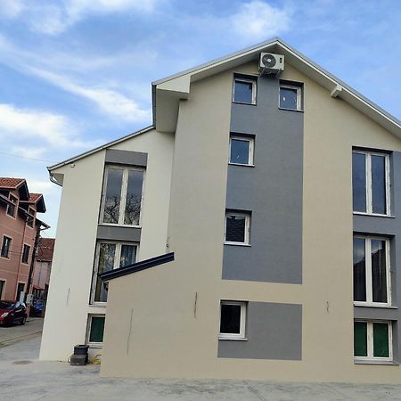 Apartmani Hub Ni Exterior foto